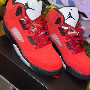 Raging Bull 5s size 7